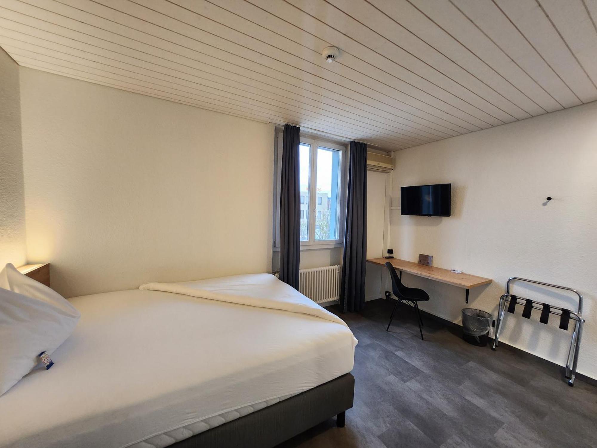 Hotel Bären Suhr Aarau Exterior foto
